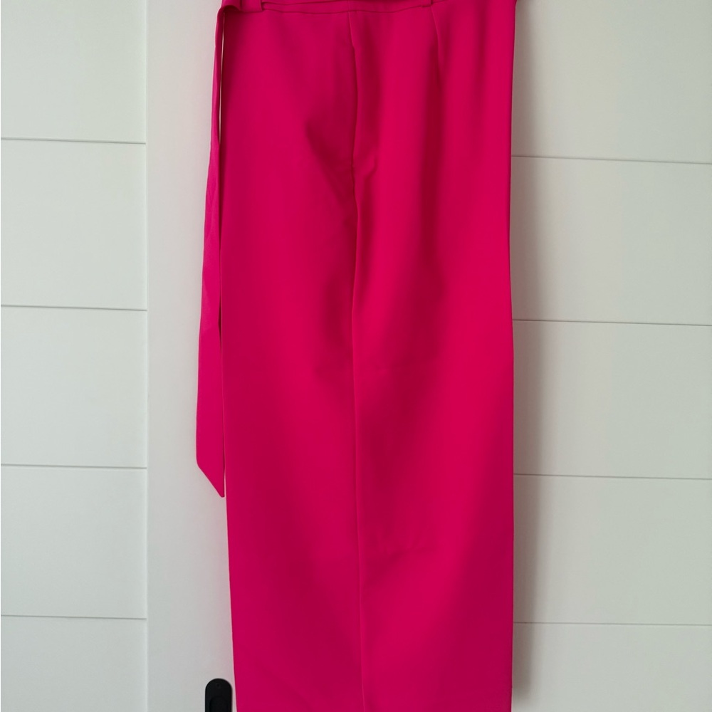 Vince Camuto hot pink cropped pants size 6